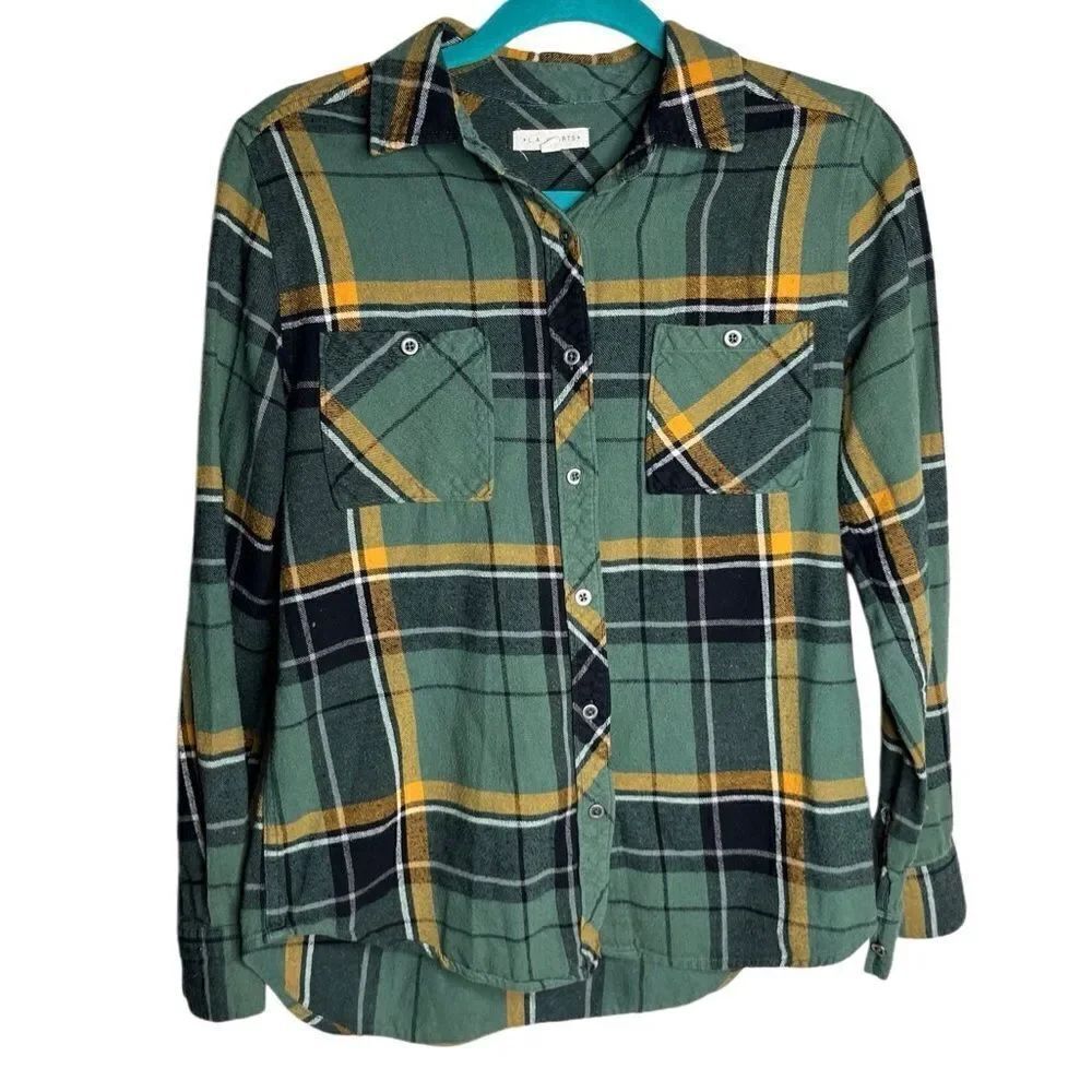 L.A. Hearts Flannel Plaid Button Down Top Green and Yellow Size Small